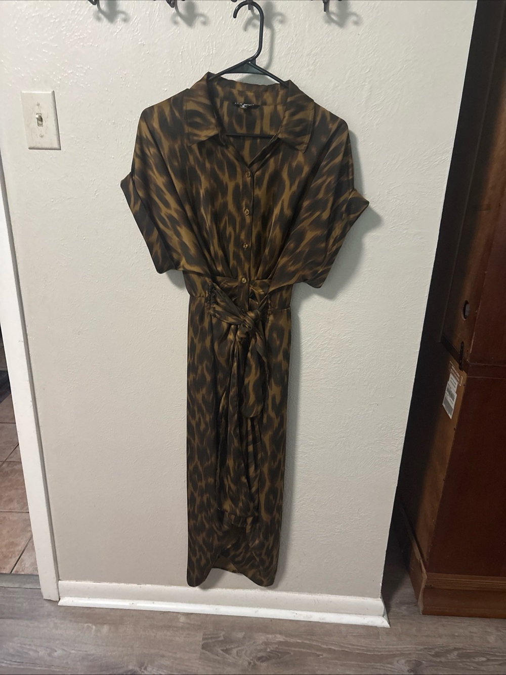 Steve Madden Brown Animal Print Midi Shirt Dress Size 8